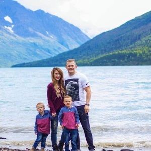 Meet your Posher, Skyler